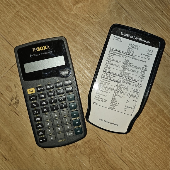 Texas Instruments Calculator - Picture 3 of 5